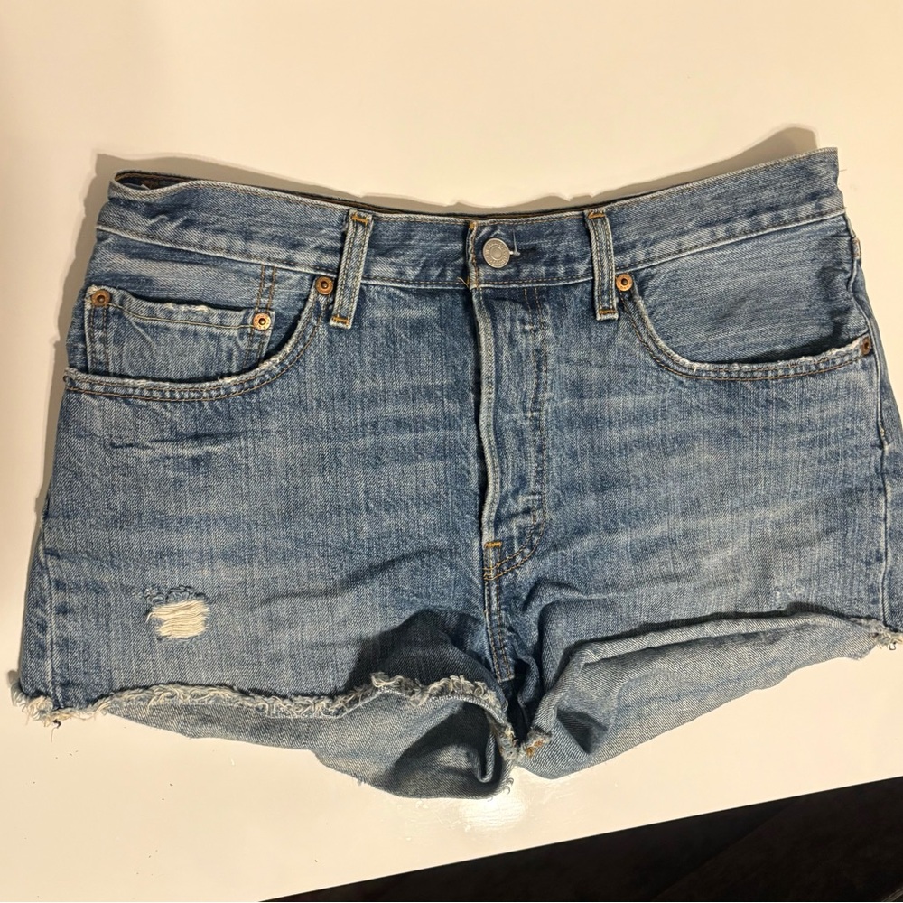 501 Distressed Levi's Light Blue Jean Shorts 100% Cotton